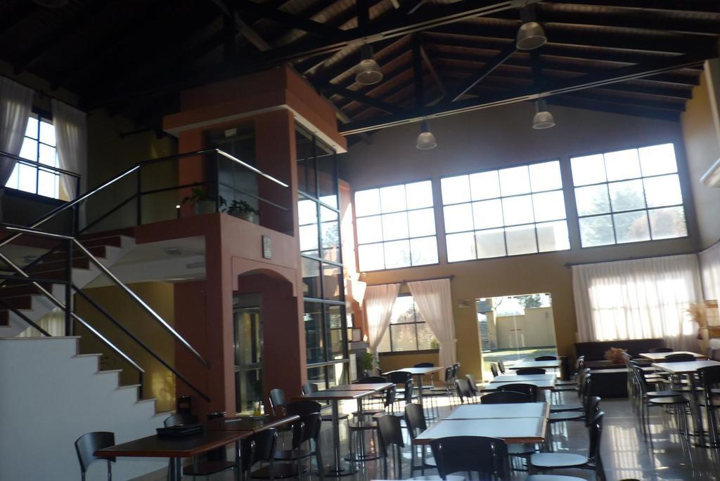 סלטה Hotel Aybal מראה חיצוני תמונה