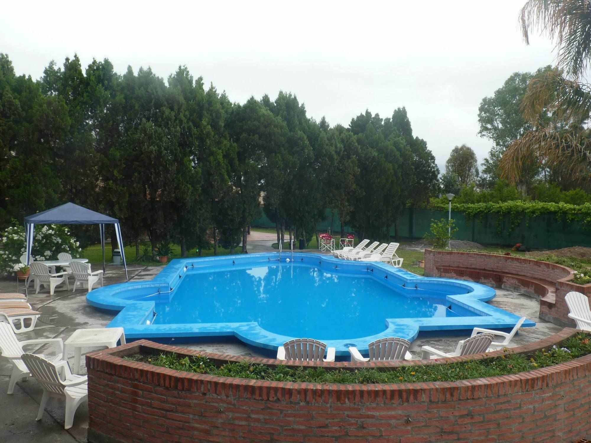 סלטה Hotel Aybal מראה חיצוני תמונה